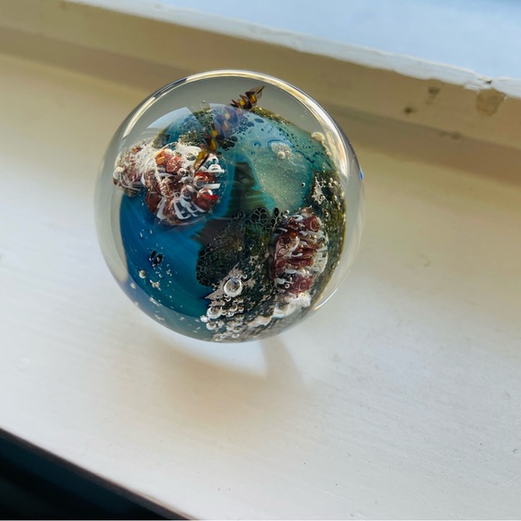 Josh Simpson Inhabited Planet Art Glass Paperweight Globe - Rare - Picture 3 of 8